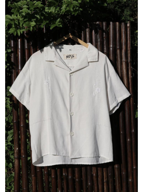 Camisa Flores Blancas